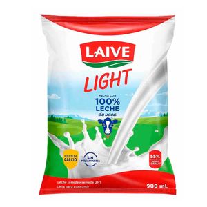 Leche LAIVE Light Semidescremada UTH Bolsa 900ml