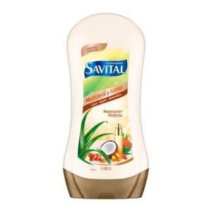 Acondicionador SAVITAL con Multióleos y Sábila Frasco 490ml